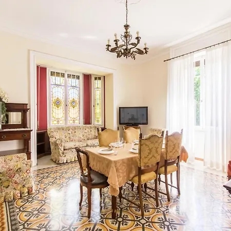 Trastevere Deco روما