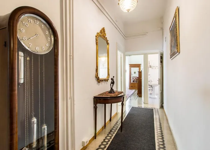 Trastevere Deco Apartment Rome